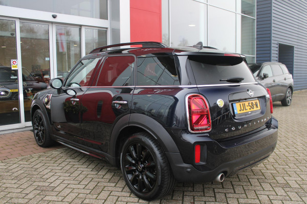 MINI Countryman 2.0 Cooper S E 220PK ALL4 CHILI | UNION JACK ACHTERLICHTEN | LEDEREN BEKLEDING | ELEKTRISCH BEDIENBARE VOORSTOELEN MET GEHEUGENFUNSCTIE OP DE BESTUURDERSSTOEL | STOEL/VOORRUIT VERWARMING | FULL LED KOPLAMPEN | DRAADLOZE APPLE CARPLAY/ANDROID AUTO | DRAADLOZE TELEFOONLADER | NAVIGATIE | EXTRA GETINTE ACHTERRUITEN | ZWART DAK | 18" LICHTMETALEN VELGEN BLACK 10 SPAAKS | ACHTERUITRIJ CAMERA | PARKEERSENSOREN VOOR EN ACHTER | CLIMATE CONTROL | KEYLESS ENTRY/START | HUD (HEAD UP DISPLAY) | ADAPTIVE CRUISE CONTROL | DAB+ RADIO | DONKERE HEMEL BEKLEDING |