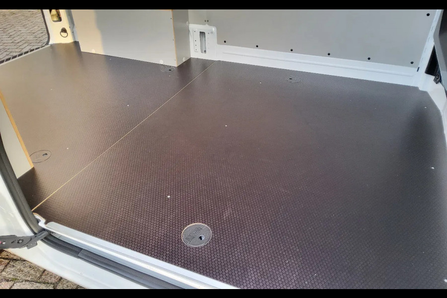 Renault Master 150.35 EURO 6 L2H2 GESLOTEN WIT - V-63-JRT - BPM VRIJ!