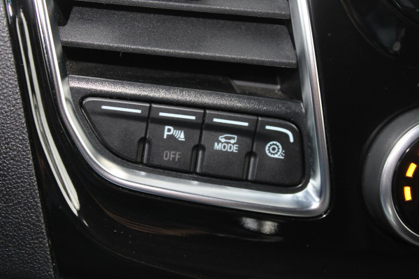 Ford Transit Custom Dubbele Cabine 320 2.0 TDCI L2H1 Sport | Trekhaak | Camera | Winterpack | 18 INCH Lichtmetalen Velgen | Airco | Adaptieve Cruise Control