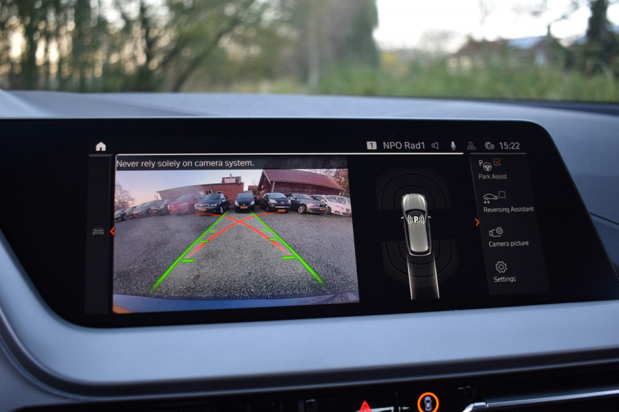 BMW 1-serie 118IA 140PK AUT. EXECUTIVE EDITION HEAD-UP/NAVI/CAMERA