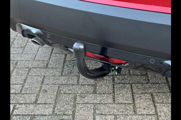 Citroën C4 1.2 PureTech Feel Automaat Adaptive cruise Airco Apple / Android Dodehoekdetectie Navi Parkeercamera / sensoren Head-Up