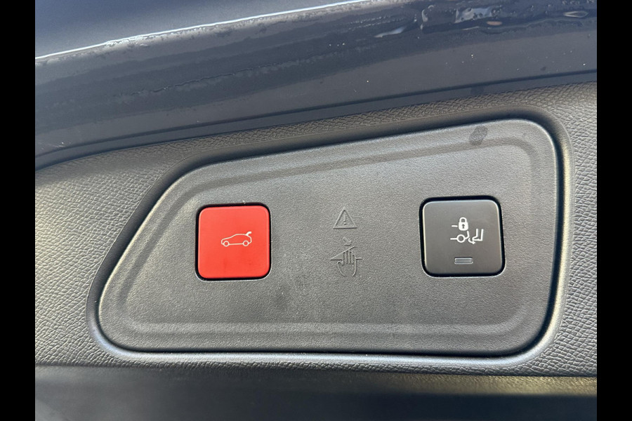 Peugeot 3008 1.6 HYbrid4 300 GT COMPLETE AUTO| PANO| ELEK. ACHTERKLEP| TREKHAAK| ELEK. STOEL + MASSAGE| FOCAL AUDIO| CAMERA ACHTER + VOOR| STOELVERWARMING| ADAP. CRUISE