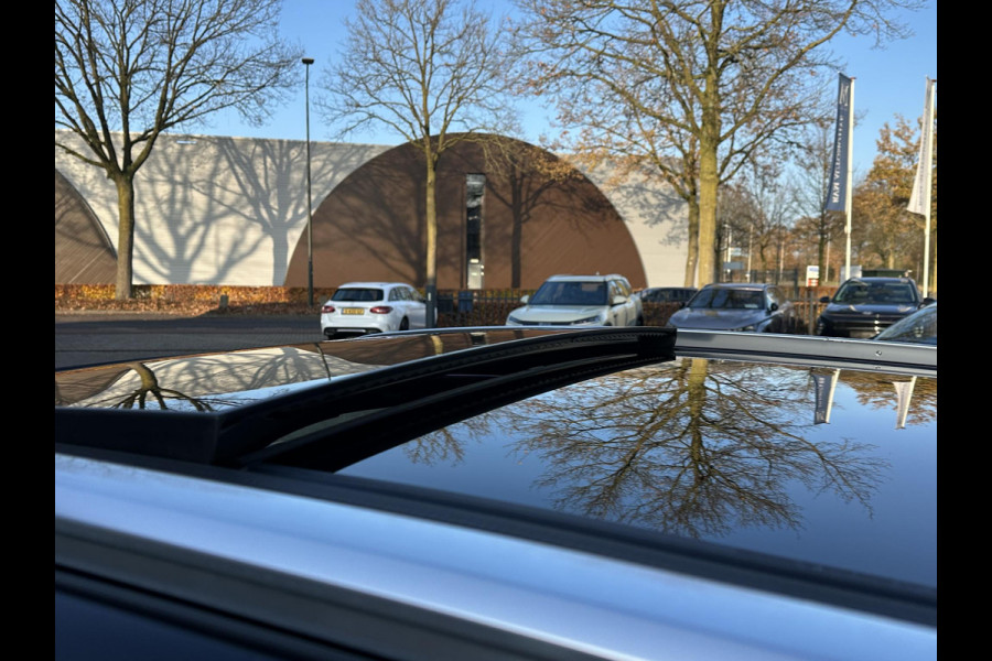 Peugeot 3008 1.6 HYbrid4 300 GT COMPLETE AUTO| PANO| ELEK. ACHTERKLEP| TREKHAAK| ELEK. STOEL + MASSAGE| FOCAL AUDIO| CAMERA ACHTER + VOOR| STOELVERWARMING| ADAP. CRUISE