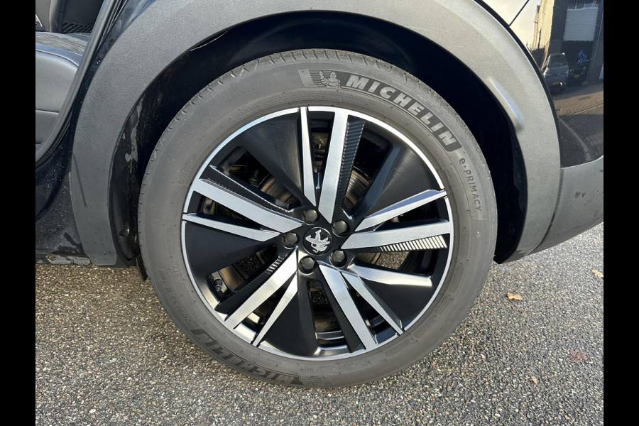 Peugeot 3008 1.6 HYbrid4 300 GT COMPLETE AUTO| PANO| ELEK. ACHTERKLEP| TREKHAAK| ELEK. STOEL + MASSAGE| FOCAL AUDIO| CAMERA ACHTER + VOOR| STOELVERWARMING| ADAP. CRUISE