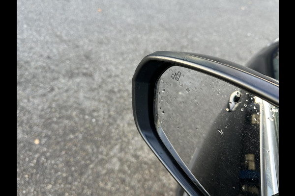 Peugeot 3008 1.6 HYbrid4 300 GT COMPLETE AUTO| PANO| ELEK. ACHTERKLEP| TREKHAAK| ELEK. STOEL + MASSAGE| FOCAL AUDIO| CAMERA ACHTER + VOOR| STOELVERWARMING| ADAP. CRUISE