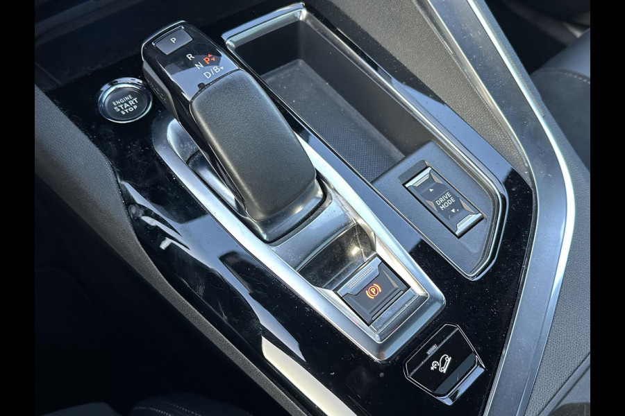 Peugeot 3008 1.6 HYbrid4 300 GT COMPLETE AUTO| PANO| ELEK. ACHTERKLEP| TREKHAAK| ELEK. STOEL + MASSAGE| FOCAL AUDIO| CAMERA ACHTER + VOOR| STOELVERWARMING| ADAP. CRUISE