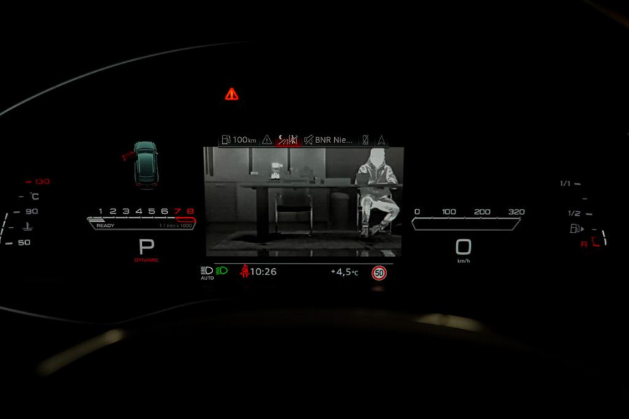 Audi A6 Avant RS 6 TFSI quattro / Pano / Dynamic+ / Keramisch / Nachtzicht / Valcona