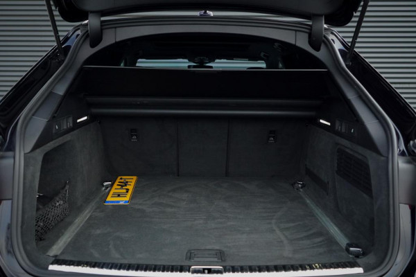 Audi A6 Avant RS 6 TFSI quattro / Pano / Dynamic+ / Keramisch / Nachtzicht / Valcona