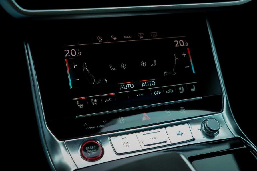 Audi A6 Avant RS 6 TFSI quattro / Pano / Dynamic+ / Keramisch / Nachtzicht / Valcona