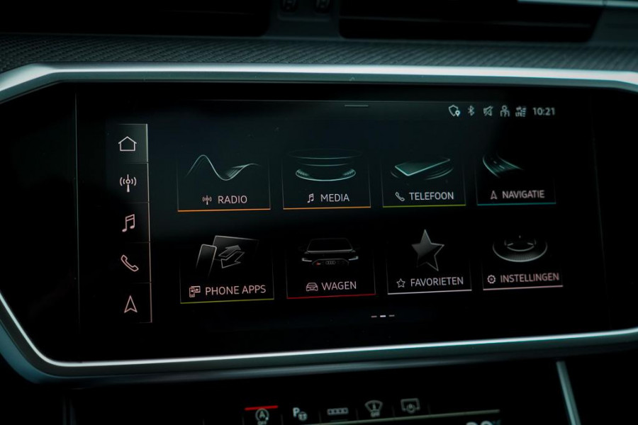 Audi A6 Avant RS 6 TFSI quattro / Pano / Dynamic+ / Keramisch / Nachtzicht / Valcona