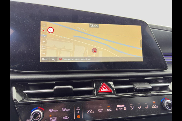 Kia Niro 1.6 GDi Hybrid ExecutiveLine Automaat | Elektrische Geheugenstoelen | Leder | Camera | Cruise | Sensoren | Stoelverwaming & Verkoeling |