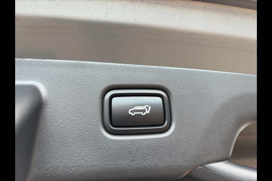 Kia Niro 1.6 GDi Hybrid ExecutiveLine Automaat | Elektrische Geheugenstoelen | Leder | Camera | Cruise | Sensoren | Stoelverwaming & Verkoeling |