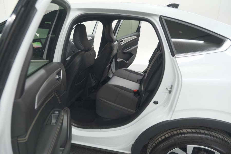 Renault Arkana Mild Hybrid 140 EDC Techno | 360 Camera | Adaptieve Cruise Control | Dodehoekdetectie | Apple Carplay
