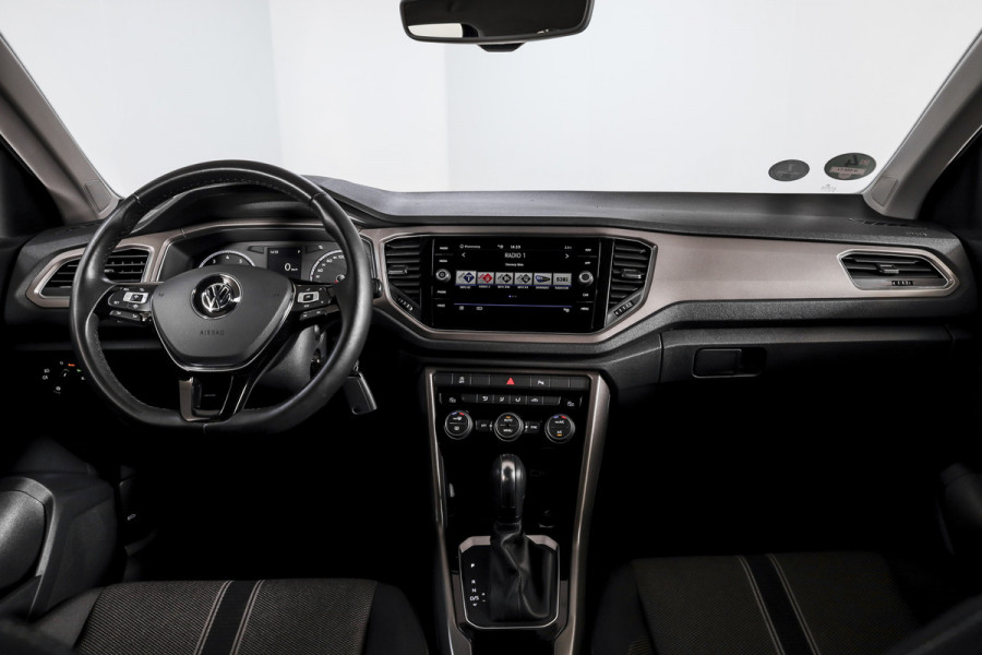 Volkswagen T-Roc 1.5 TSI 150 PK Style - Automaat | Adapt.Cruise | PDC | NAV+App.Connect | Auto.Airco | LM 17" |