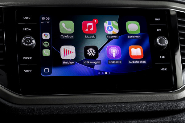 Volkswagen T-Roc 1.5 TSI 150 PK Style - Automaat | Adapt.Cruise | PDC | NAV+App.Connect | Auto.Airco | LM 17" |