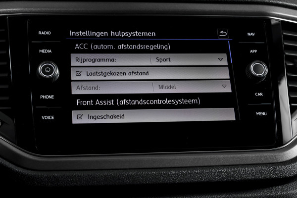 Volkswagen T-Roc 1.5 TSI 150 PK Style - Automaat | Adapt.Cruise | PDC | NAV+App.Connect | Auto.Airco | LM 17" |