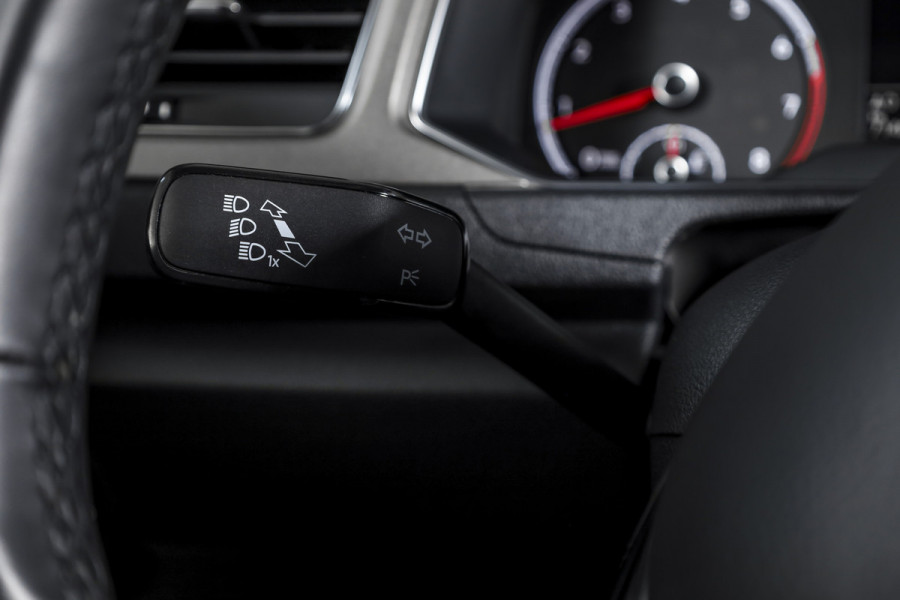 Volkswagen T-Roc 1.5 TSI 150 PK Style - Automaat | Adapt.Cruise | PDC | NAV+App.Connect | Auto.Airco | LM 17" |