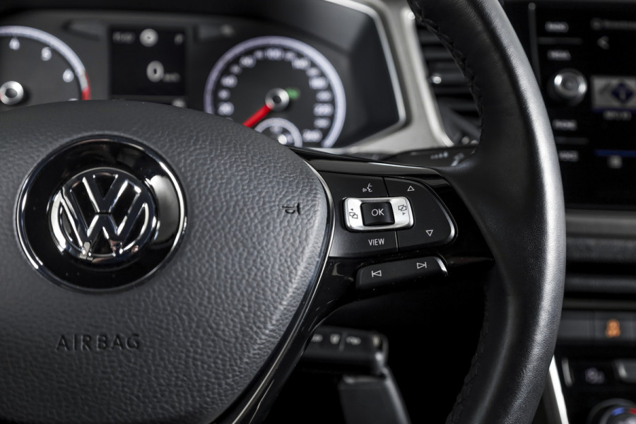 Volkswagen T-Roc 1.5 TSI 150 PK Style - Automaat | Adapt.Cruise | PDC | NAV+App.Connect | Auto.Airco | LM 17" |