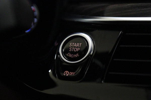 BMW 5 Serie 520d High Executive PANO/CARPLAY/SVEER/360CAM/VOL