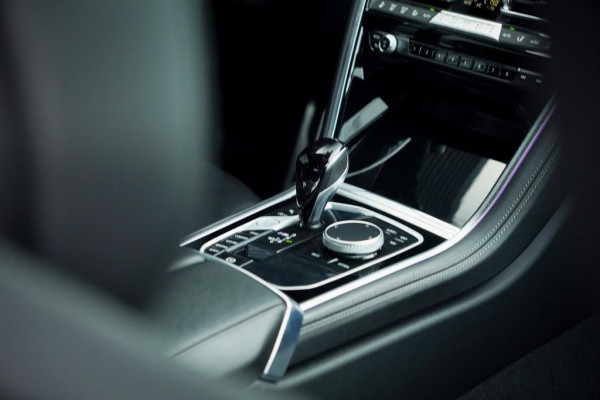 BMW 8 Serie Gran Coupé M850i xDrive High Executive / Drive Assist / 360 Camera / Stoelverwarming&koeling
