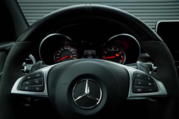 Mercedes-Benz GLC Coupé AMG 63 S 4MATIC+ / NL Auto / Keramisch / Performance Stoelen / Schuifdak