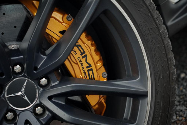 Mercedes-Benz GLC Coupé AMG 63 S 4MATIC+ / NL Auto / Keramisch / Performance Stoelen / Schuifdak