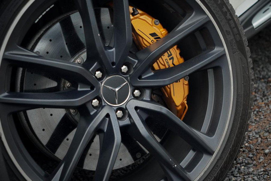 Mercedes-Benz GLC Coupé AMG 63 S 4MATIC+ / NL Auto / Keramisch / Performance Stoelen / Schuifdak