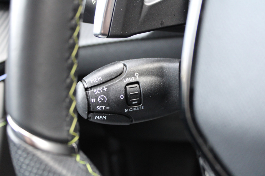 Peugeot 208 Hybrid 100 e-DCS6 GT | 360 CAMERA | DODEHOEK | CARPLAY |