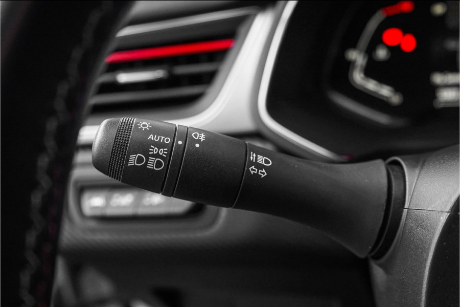 Renault Captur 1.3 TCe 140 R.S. Line Keyless Trekhaak Camera 18"