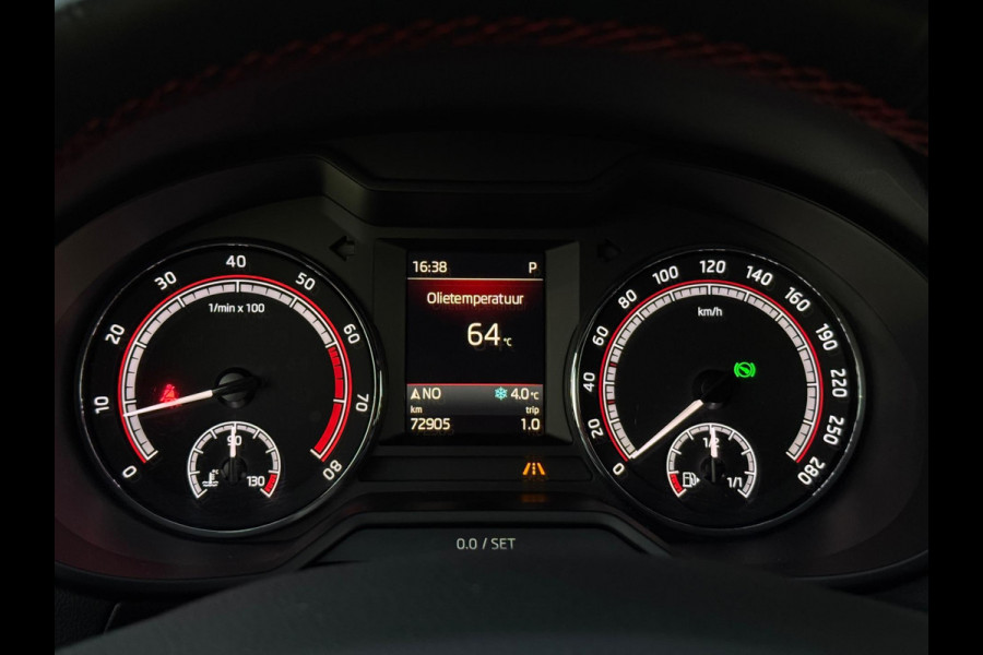 Škoda Octavia Combi 2.0 TSI RS 245pk CarPlay Canton