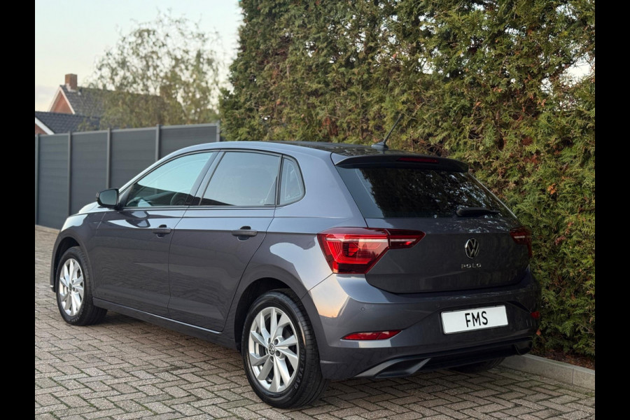 Volkswagen Polo 1.0 TSI Camera IQ Light CarPlay
