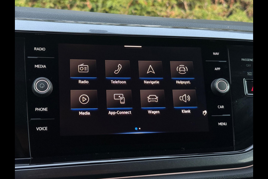 Volkswagen Polo 1.0 TSI Camera IQ Light CarPlay
