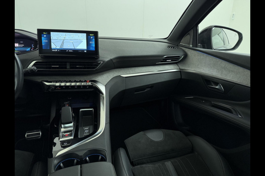 Peugeot 3008 1.6 HYbrid4 300 GT Pack Business VAN: €30.900,- VOOR: €28.330,- UW EINDEJAARSVOORDEEL: €2.570,- | BLACK PACK | PANO DAK | APPLE CARPLAY / ANDROID AUTO | AFN. TREKHAAK | FOCAL AUDIO | 300 PK! | MEM. STOEL MET MASSAGE |