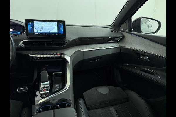 Peugeot 3008 1.6 HYbrid4 300 GT Pack Business VAN: €30.900,- VOOR: €28.330,- UW EINDEJAARSVOORDEEL: €2.570,- | BLACK PACK | PANO DAK | APPLE CARPLAY / ANDROID AUTO | AFN. TREKHAAK | FOCAL AUDIO | 300 PK! | MEM. STOEL MET MASSAGE |