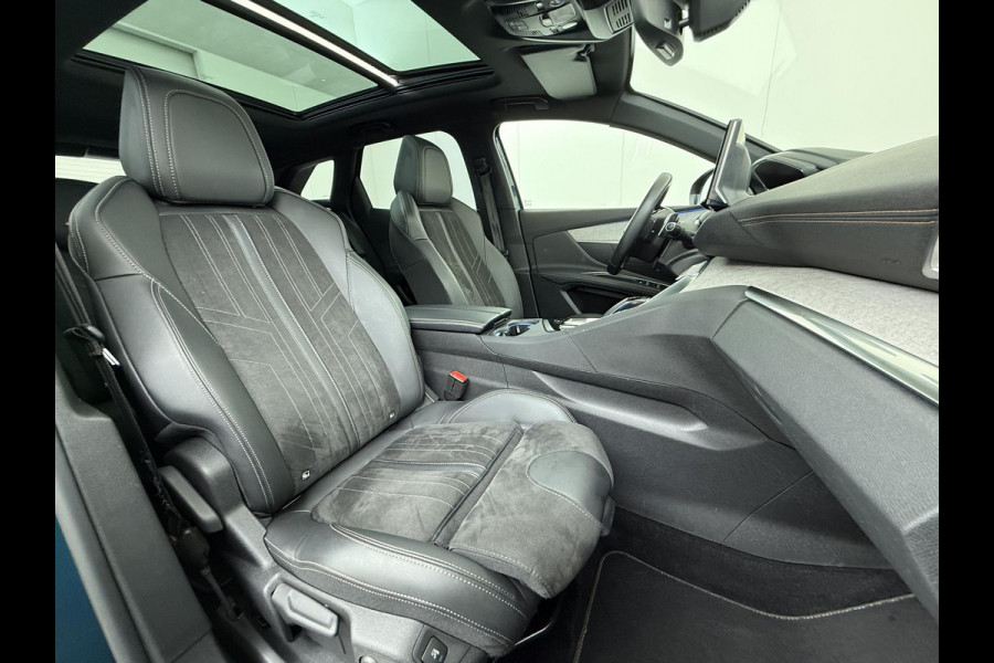 Peugeot 3008 1.6 HYbrid4 300 GT Pack Business VAN: €30.900,- VOOR: €28.330,- UW EINDEJAARSVOORDEEL: €2.570,- | BLACK PACK | PANO DAK | APPLE CARPLAY / ANDROID AUTO | AFN. TREKHAAK | FOCAL AUDIO | 300 PK! | MEM. STOEL MET MASSAGE |