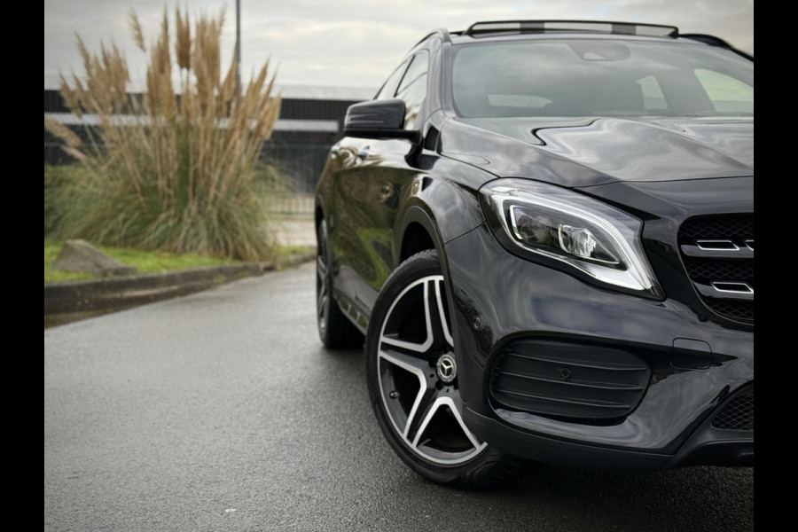 Mercedes-Benz GLA 180 AMG Panoramadak|Camera|Stoelverw.|Night pakket|Keyless-Go|