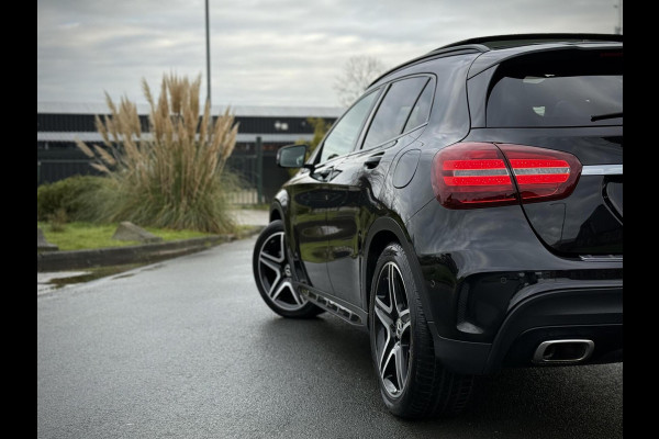 Mercedes-Benz GLA 180 AMG Panoramadak|Camera|Stoelverw.|Night pakket|Keyless-Go|
