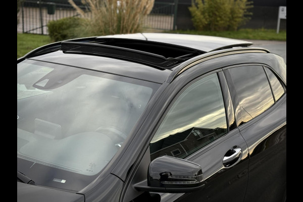 Mercedes-Benz GLA 180 AMG Panoramadak|Camera|Stoelverw.|Night pakket|Keyless-Go|