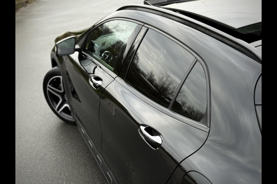 Mercedes-Benz GLA 180 AMG Panoramadak|Camera|Stoelverw.|Night pakket|Keyless-Go|