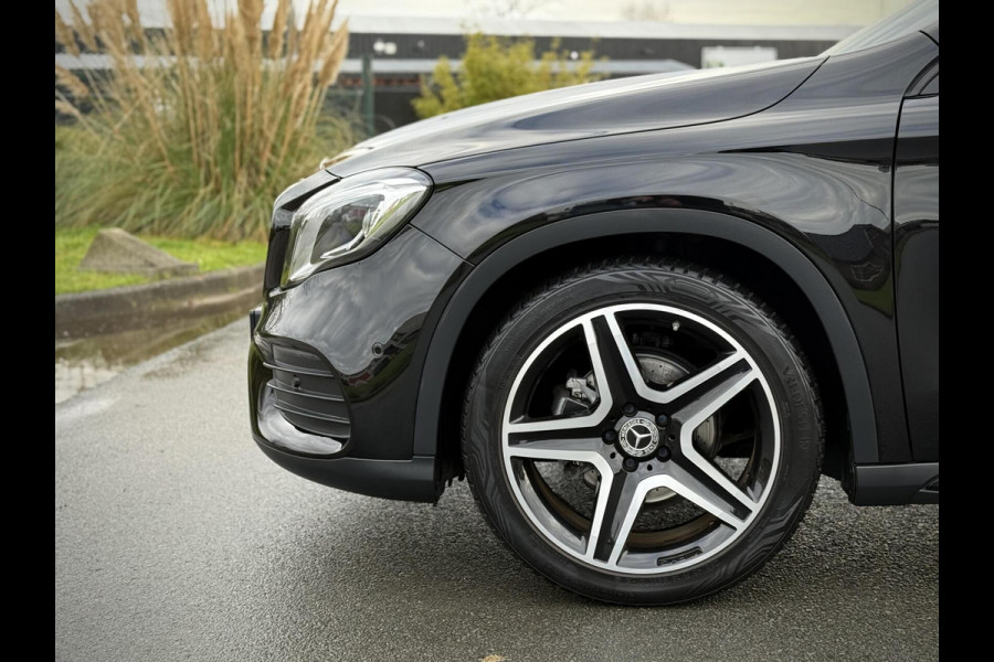 Mercedes-Benz GLA 180 AMG Panoramadak|Camera|Stoelverw.|Night pakket|Keyless-Go|