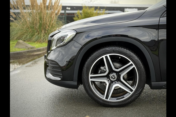 Mercedes-Benz GLA 180 AMG Panoramadak|Camera|Stoelverw.|Night pakket|Keyless-Go|