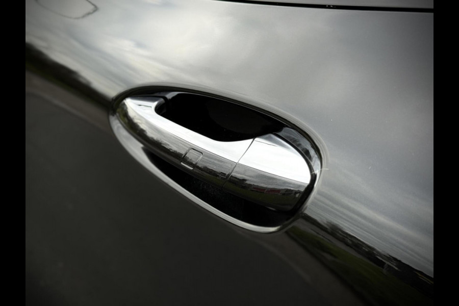 Mercedes-Benz GLA 180 AMG Panoramadak|Camera|Stoelverw.|Night pakket|Keyless-Go|