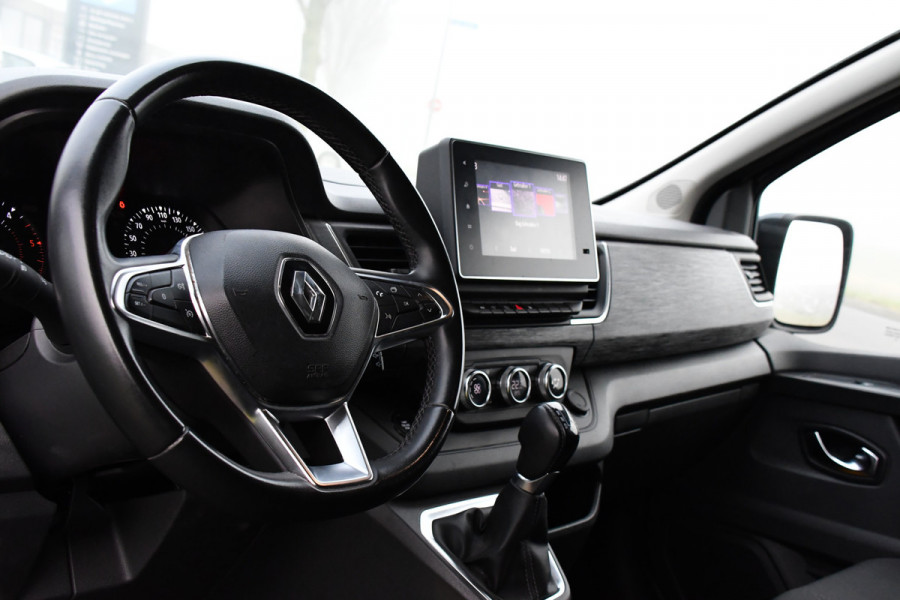 Renault Trafic 2.0 dCi 150 T30 L2H1 Luxe Camera, Cruise, Carplay, Automaat, 2 x Schuifdeur, Trekhaak, Clima, LED, Sensoren, Uniek!