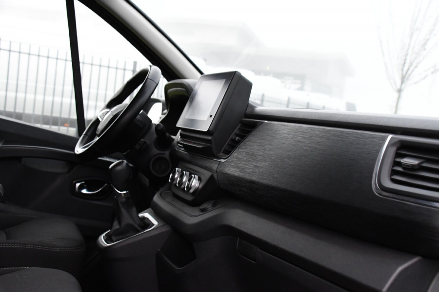 Renault Trafic 2.0 dCi 150 T30 L2H1 Luxe Camera, Cruise, Carplay, Automaat, 2 x Schuifdeur, Trekhaak, Clima, LED, Sensoren, Uniek!