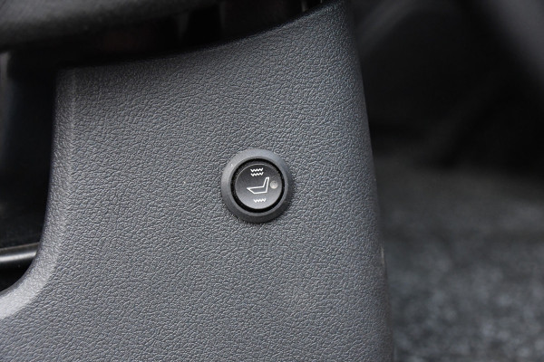 Renault Trafic 2.0 dCi 150 T30 L2H1 Luxe Camera, Cruise, Carplay, Automaat, 2 x Schuifdeur, Trekhaak, Clima, LED, Sensoren, Uniek!