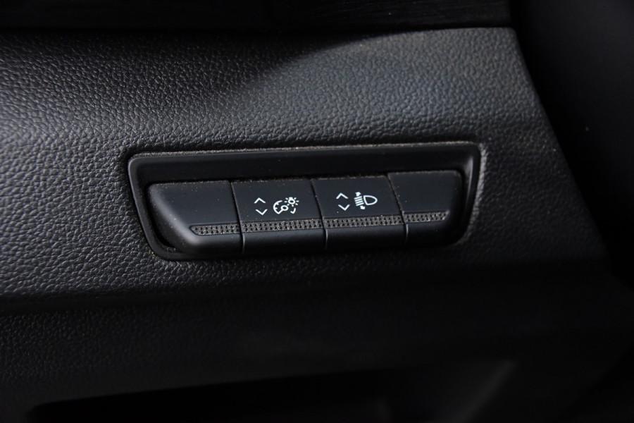 Renault Trafic 2.0 dCi 150 T30 L2H1 Luxe Camera, Cruise, Carplay, Automaat, 2 x Schuifdeur, Trekhaak, Clima, LED, Sensoren, Uniek!