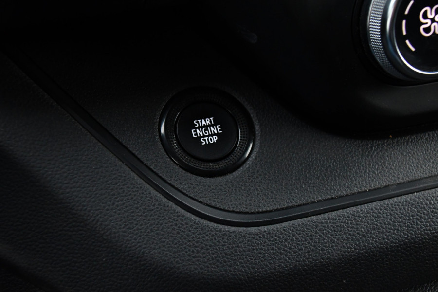 Renault Trafic 2.0 dCi 150 T30 L2H1 Luxe Camera, Cruise, Carplay, Automaat, 2 x Schuifdeur, Trekhaak, Clima, LED, Sensoren, Uniek!