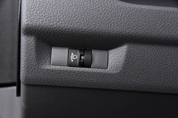 Opel Vivaro 2.0 BlueHDi 180 L3 DC PB Edition Camera, Cruise, Carplay, 177pk, Automaat, Dubbele deur, Multimedia, LED, Uniek!