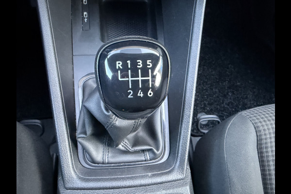 Volkswagen Caddy Cargo 2.0 TDI 102PK Euo 6 CarPlay/trekhaak/ Climat control