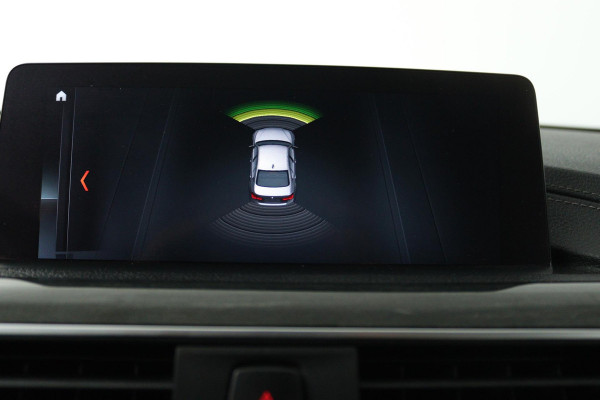 BMW 3 Serie 318i Luxury Edition (DEALER ONDERHOUDEN, PARKEERSENSOREN, NAVIGATIE, AUTOMAAT, CRUISE CONTROL)